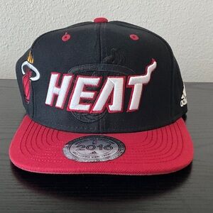 adidas Miami Heat Two-Tone Snapback Hat - Black & Red